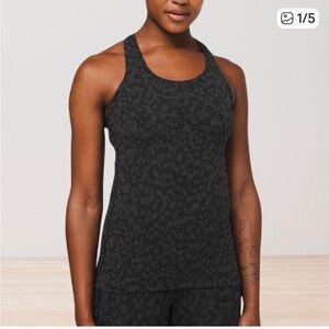 LULULEMON Cool Racerback II Nulu, size 8